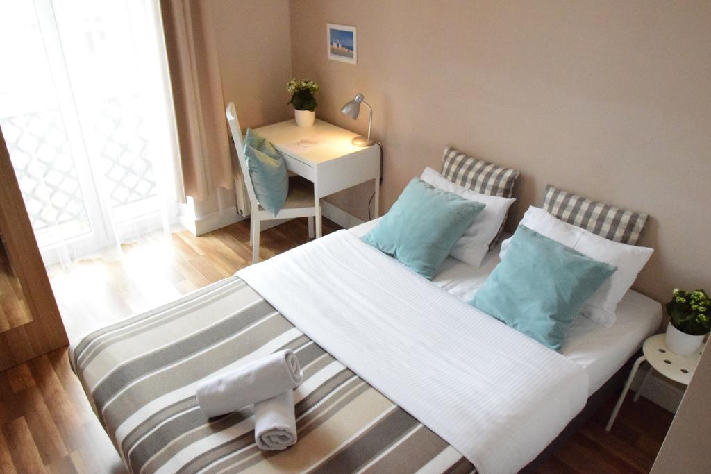 Blooms Inn - City Center Poznan By Friendly Apartments Esterno foto