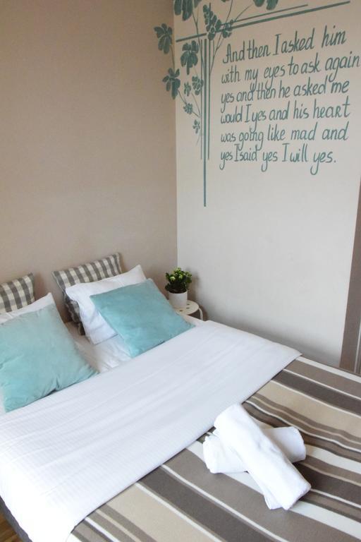 Blooms Inn - City Center Poznan By Friendly Apartments Esterno foto