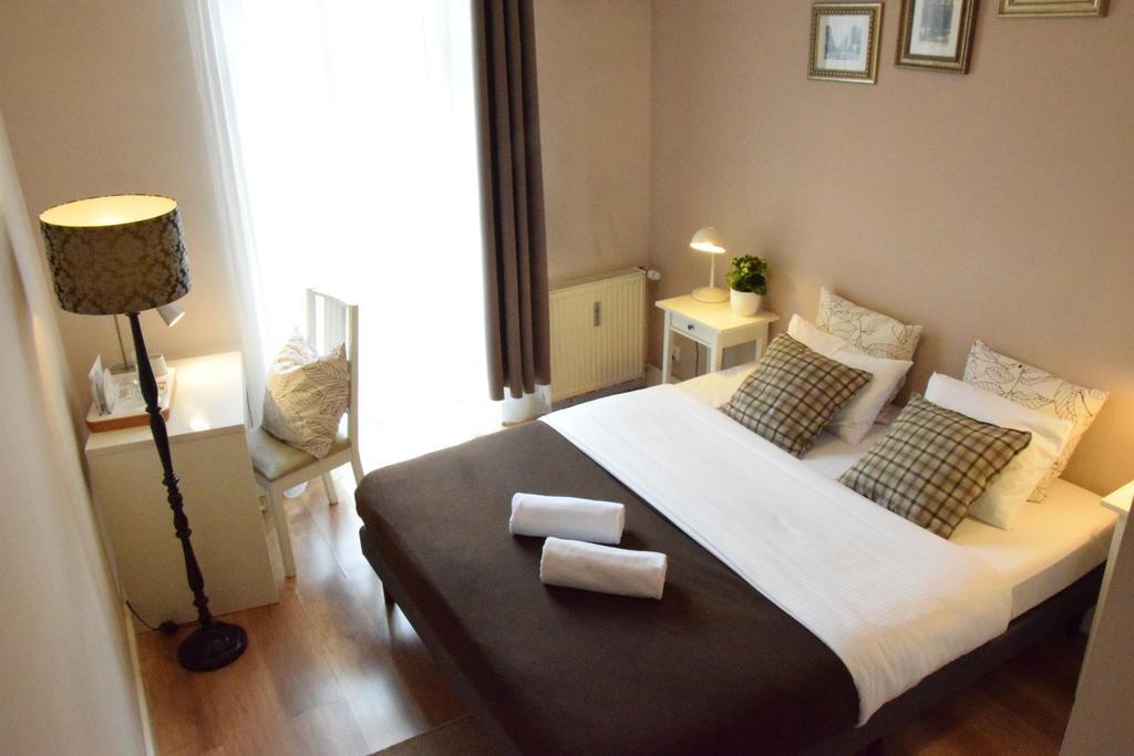 Blooms Inn - City Center Poznan By Friendly Apartments Esterno foto