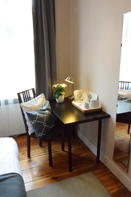 Blooms Inn - City Center Poznan By Friendly Apartments Esterno foto
