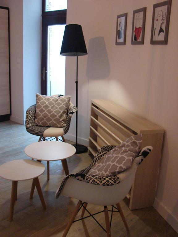 Blooms Inn - City Center Poznan By Friendly Apartments Esterno foto